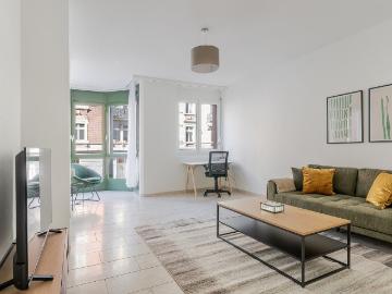 Charming 1 Bedroom Furnished Apartment in Sihlfeld, Zurich, Zurich Amsterdam Apartments for Rent
