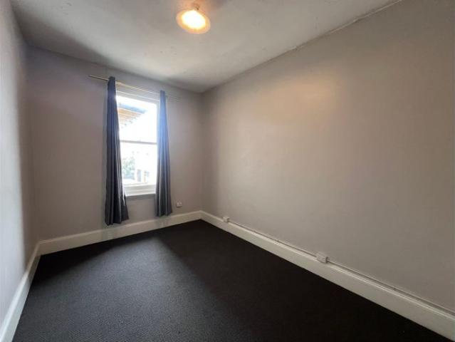 Charming 1 Bedroom House for Lease in Goulburn