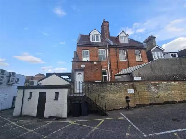 Rental! 1 bedroom house share for rent in Potter Street, Bisho.