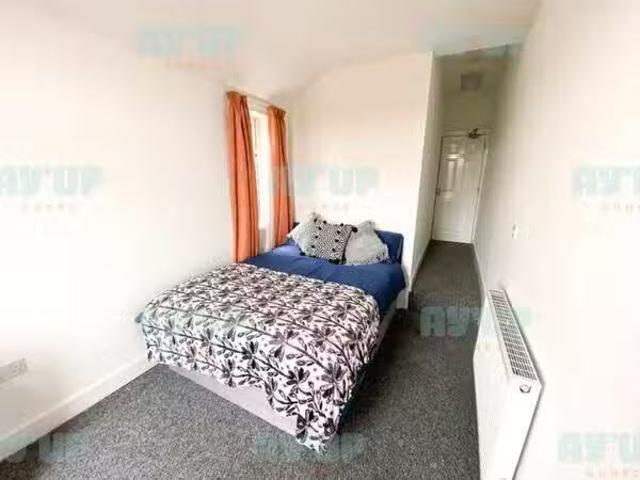 Rental! 1 bedroom house share for rent in Room 4, 7 Coronation.