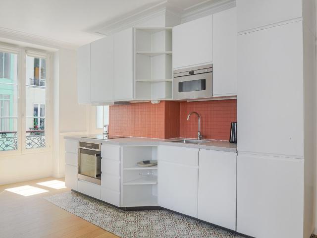 Charming 1 Bedroom in Heart of Paris, Paris Amsterdam Apartments for Rent