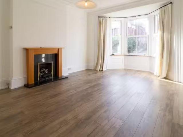Nice 1 bedroom maisonette for rent in Ethelbert Road, Canterbu.
