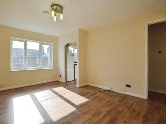 Cozy 1 bedroom maisonette for rent in House Lane, St Albans, AL4