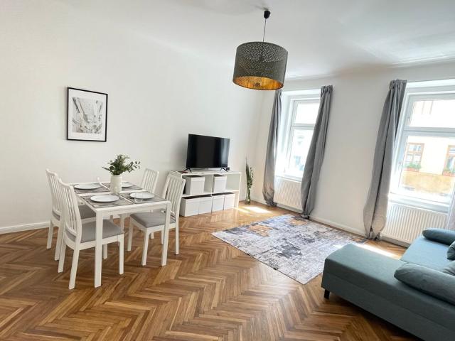Charming 1 Bedroom Period Apartment in a Quiet Location, Vienna Amsterdam Apartments for Rent