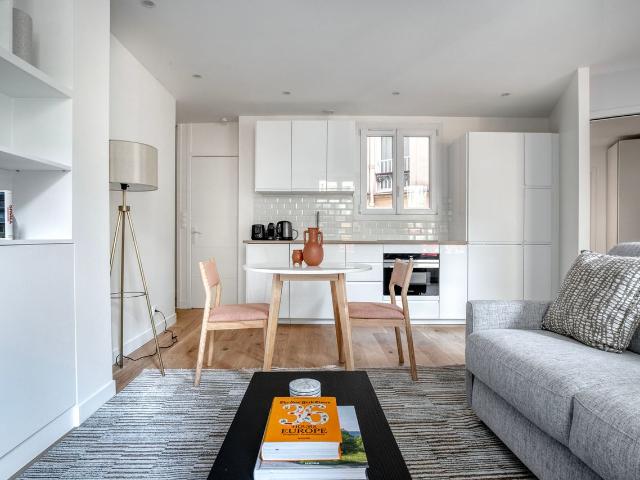 Charming 1 Bedroom Retreat in Ternes, Paris, Paris Amsterdam Apartments for Rent