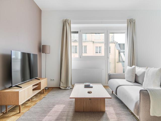 Charming 1 Bedroom Retreat in Währing, Vienna
