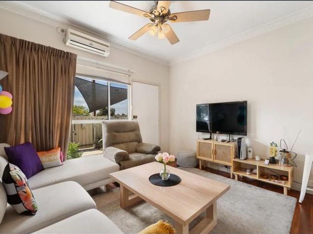 Charming 1 Bedroom Rental Unit in Seaton, Australia Your Next Home Awaits!