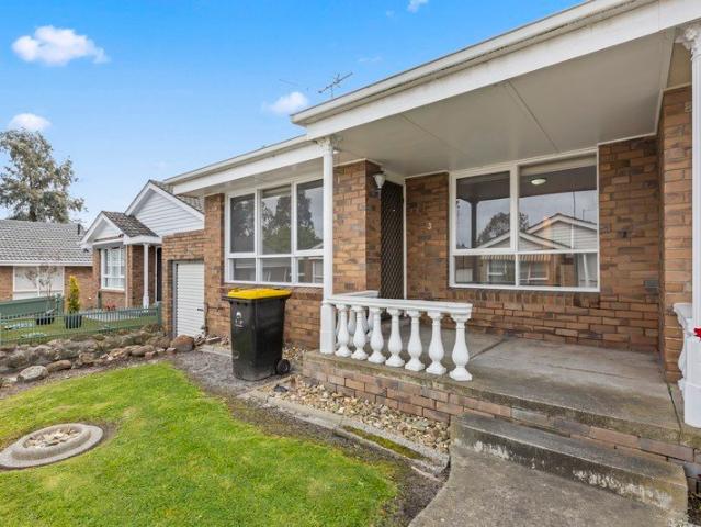 Charming 1 Bedroom Villa in the Heart of Pascoe Vale South
