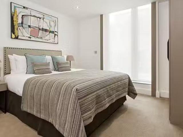 Charming 1 BR Norwich Street, London