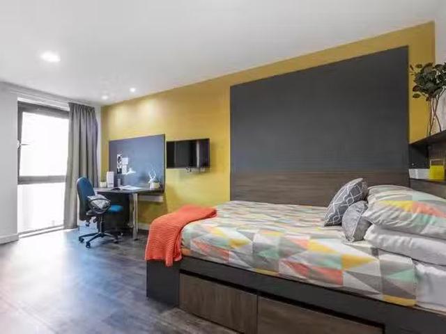 New 1 BR Bentley House Classic En Suite