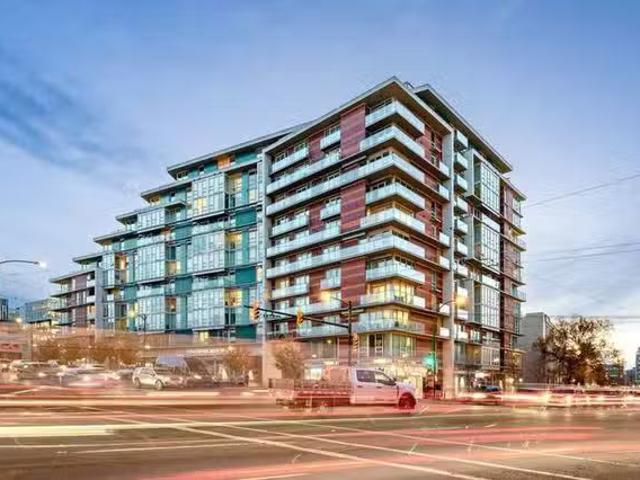 Just in! 1 BR East 2nd Avenue