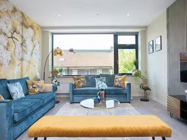 Rental! 1 BR High Street, Orpington