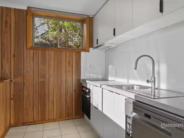 Deal! 1 BR LINDISFARNE, TAS 7015 House for Rent