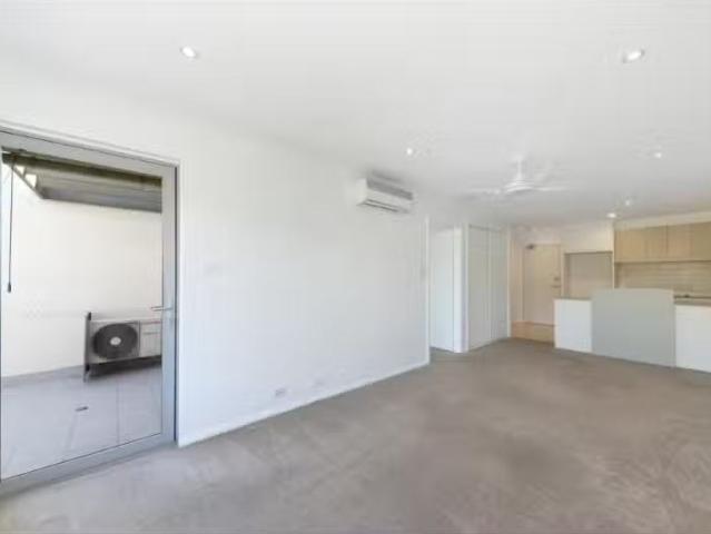 Cozy 1 BR 14/28 Watson Street, Turner Apartment for rent List.
