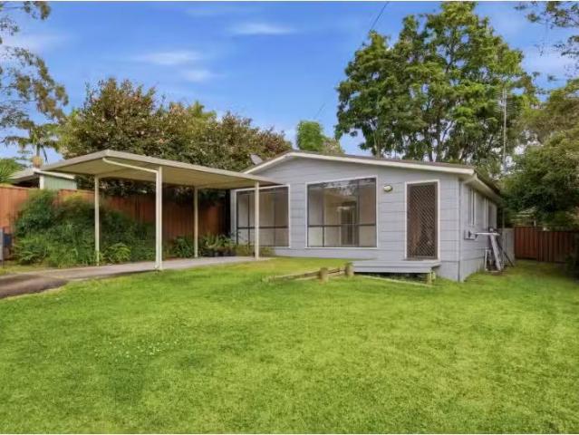 Cheap 1 BR 17 Toorak Avenue, ERINA House for rent Listed by T.