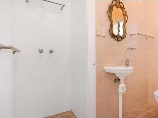 For Rent! 1 BR 101 Essilia Street, COLLAROY PLATEAU Apartment.