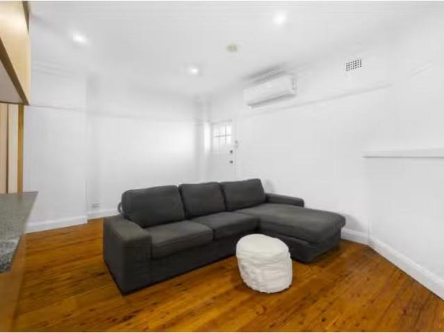 New 1 BR 105A Thompson Street, Drummoyne Apartment for rent L.