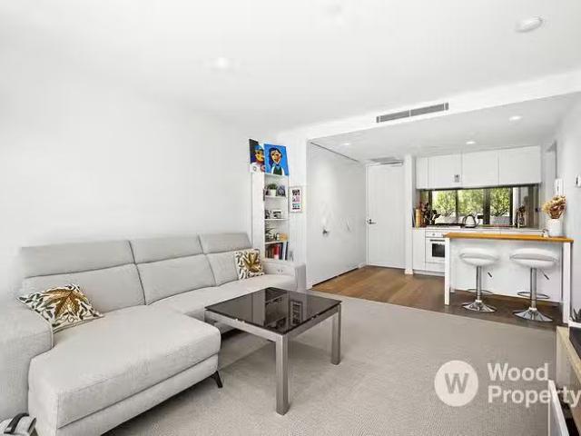 For Rent! 1 BR 112/681 Chapel Street, South Yarra, VIC 3141