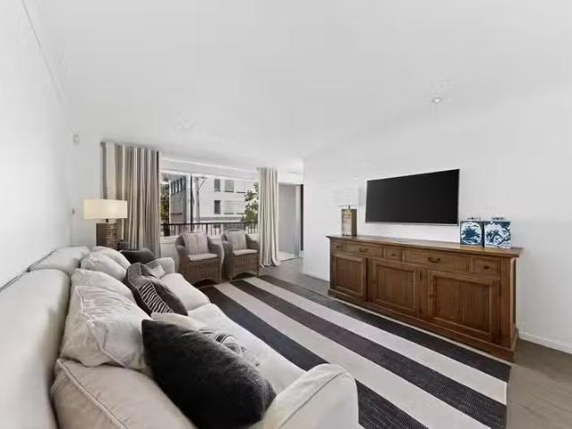 Cozy 1 BR 1/18 Arthur Street, FORTITUDE VALLEY, QLD 4006 Uni.