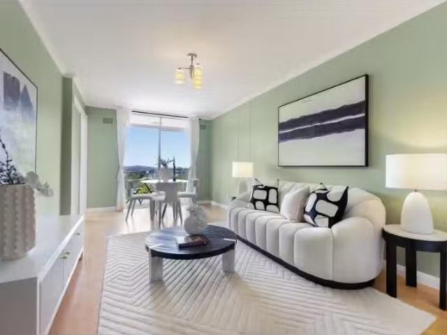 Cozy 1 BR 27/102 Spit Road, Mosman Apartment for rent Listed.