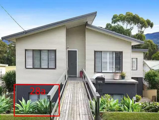 Unique 1 BR 28a Pooraka Avenue, West Wollongong, NSW 2500 Un.