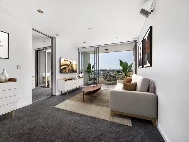 Just in! 1 BR 30/95 97 Mason Street, MAROUBRA House for rent.