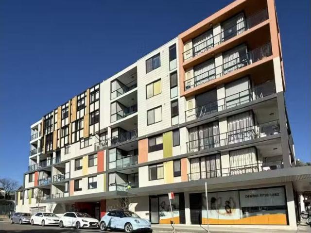 Just in! 1 BR 4/45 South Parade, CAMPSIE House for rent Liste.