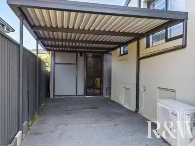 Unique 1 BR 4A Kay Street, BLACKTOWN House for rent Listed by.