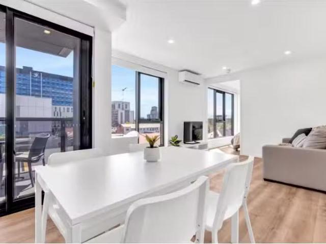Deal! 1 BR 802/133 Carrington Street, Adelaide Apartment for r.
