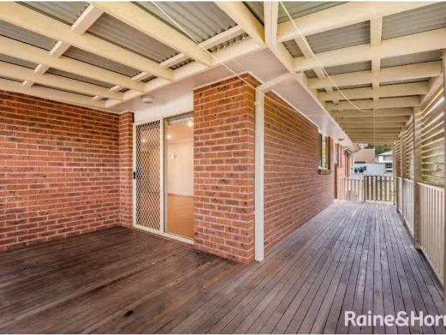 Nice 1 Eldon Street, WARATAH WEST House for rent Listed by Co.