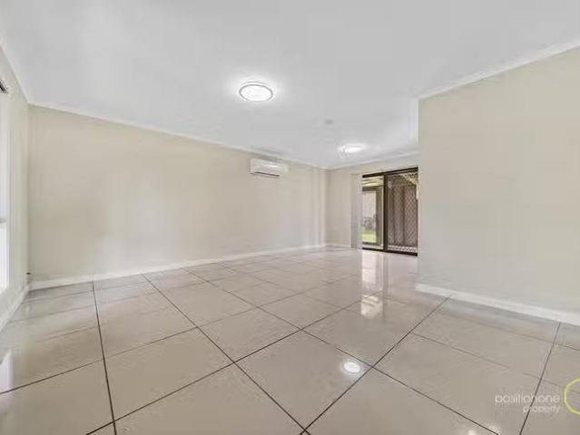 Just in! 1 Hadley Court, Boronia Heights, QLD 4124