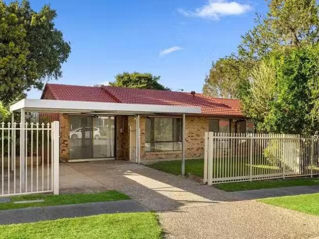 Unique 1 Pett Street, Bracken Ridge, QLD 4017
