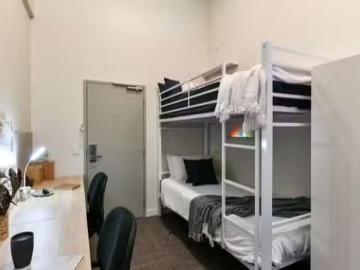Nice 1 Room Unilodge Herston 2 Bed Bunk