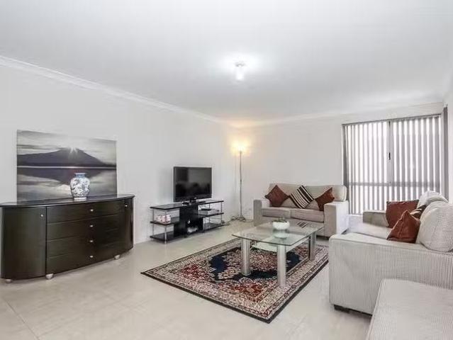 Cozy 1A/2 Bouvard Walk, Clarkson, WA 6030