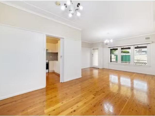 Unique 1a Toyer Avenue, Sans Souci House for rent Listed by B.