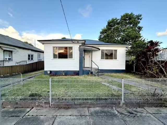 Cheap 1a York Street, Mayfield House for rent Listed by Prope.