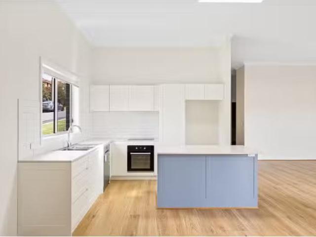 Just in! 1A Harvey Street, Wyong Townhouse for rent Listed by.