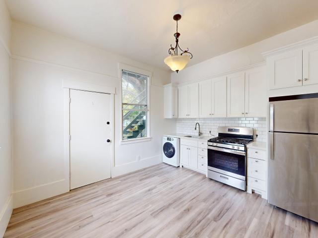 Charming 1BR with In Unit Laundry in Haight Ashbury