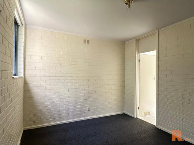 Charming 1st Floor Apartment