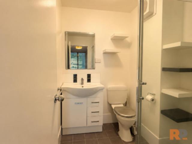 Charming 1x1 Ground Floor Apartment in the Heart of Maylands
