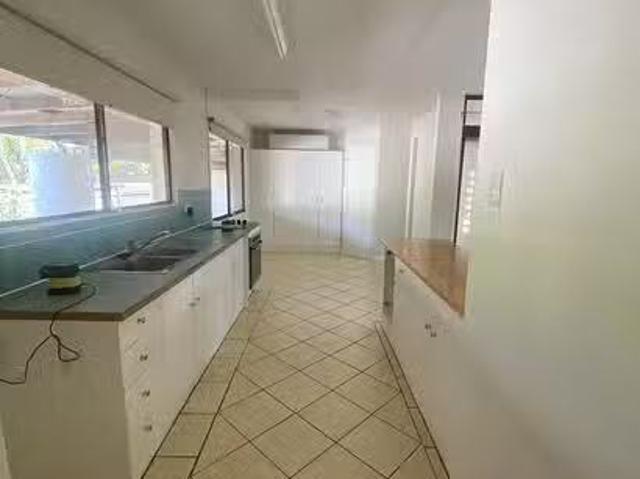 Charming 23 Byron Street, Burnett Heads, QLD 4670
