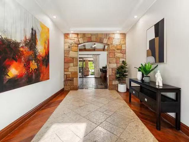 Deal! 23 Keen Road, Molendinar, QLD 4214