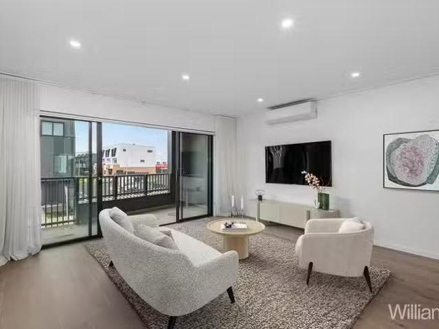 Just in! 23 Light Street, Altona North, VIC 3025