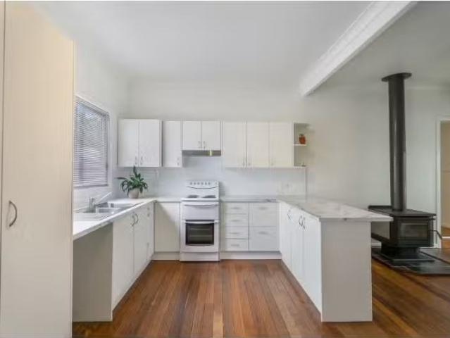 Nice 23 New City Road, Mullumbimby House for rent Listed by P.
