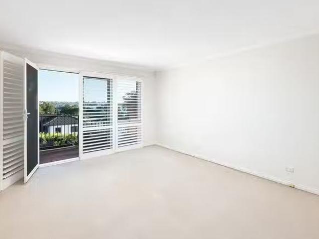 Deal! 23B Curtis Avenue, Taren Point, NSW 2229