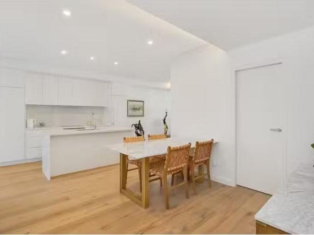 Cheap 203/59 Parraween Street, Cremorne Apartment for rent Li.