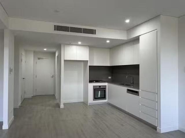 Deal! 203/6 Victoria Street, Kogarah, NSW 2217