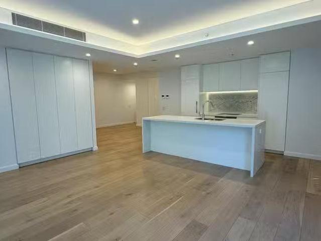 Unique 205/229 Miller Street, North Sydney, NSW 2060