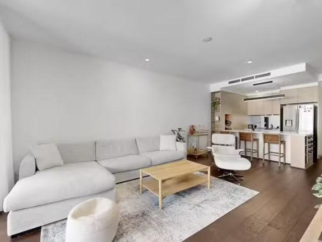 Just in! 207/21 Wesley Street, LUTWYCHE, QLD 4030 Unit for R.