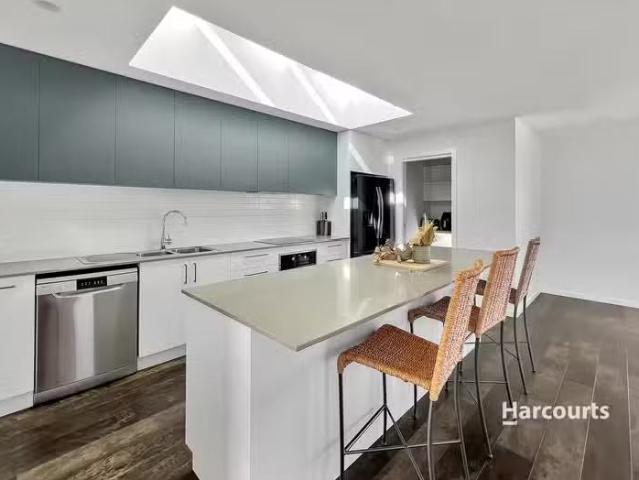 Rental! 20 Bowman Drive, PENGUIN, TAS 7316 House for Rent
